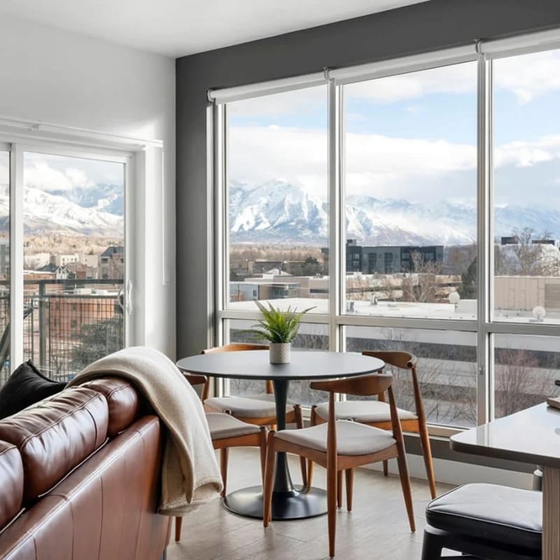 Spectacular Central City 2BD2BA